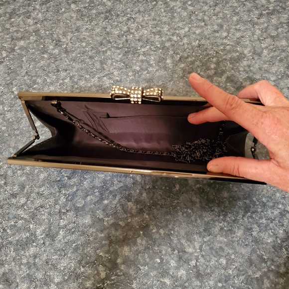 Pretty Black Clutch Evening Bag - Picture 3 of 4